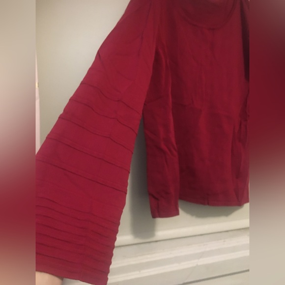 Red Tight Knit Sweater - Picture 8 of 8
